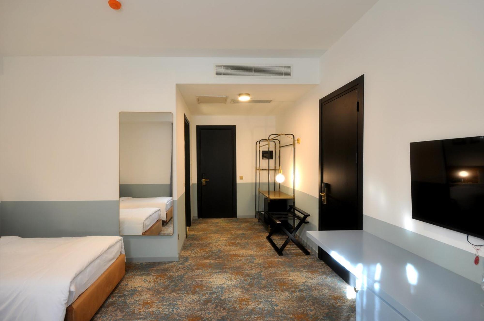 Castor & Pollux Hotel تبليسي المظهر الخارجي الصورة